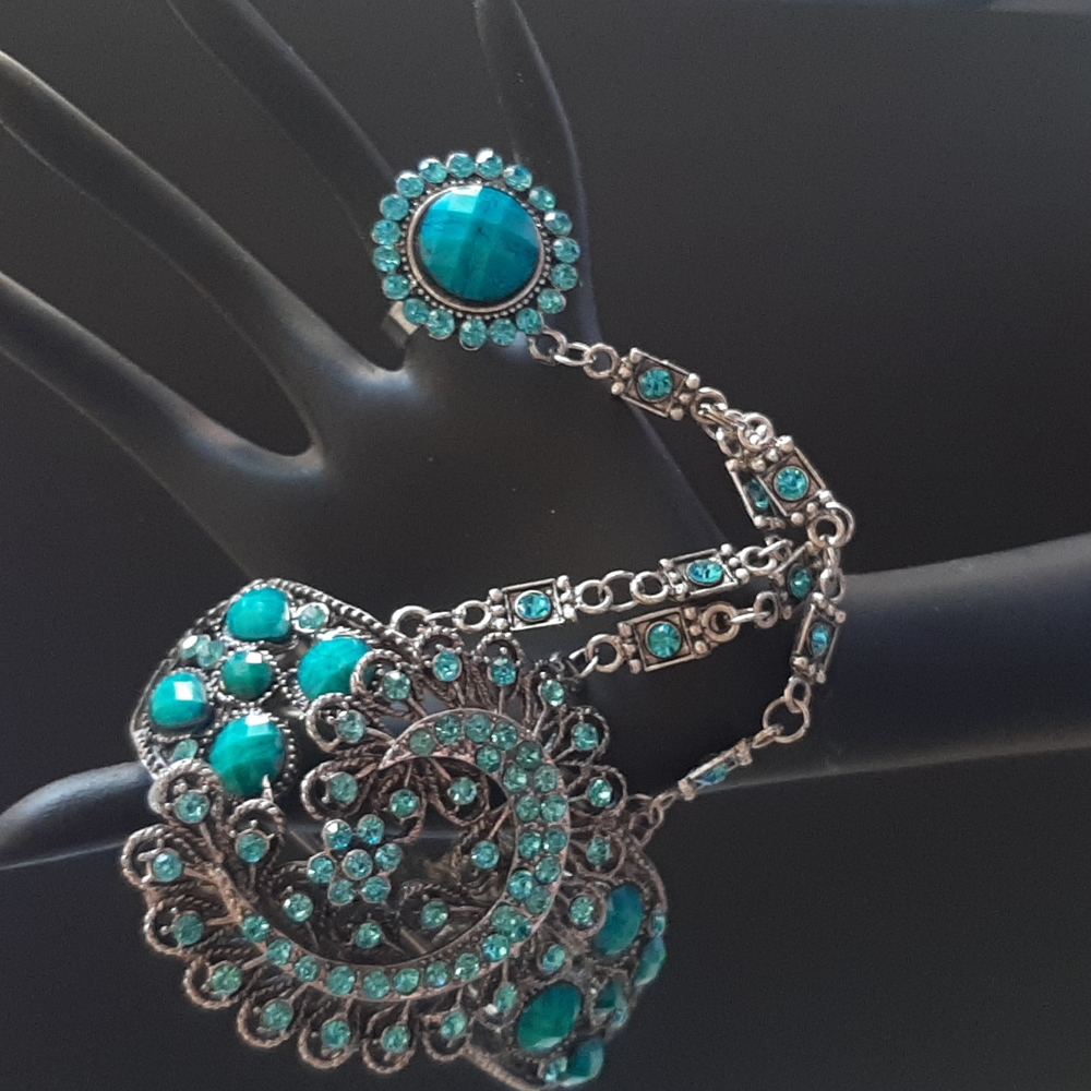 Elaborate Teal Fashion Statement Bracelet and Ring New